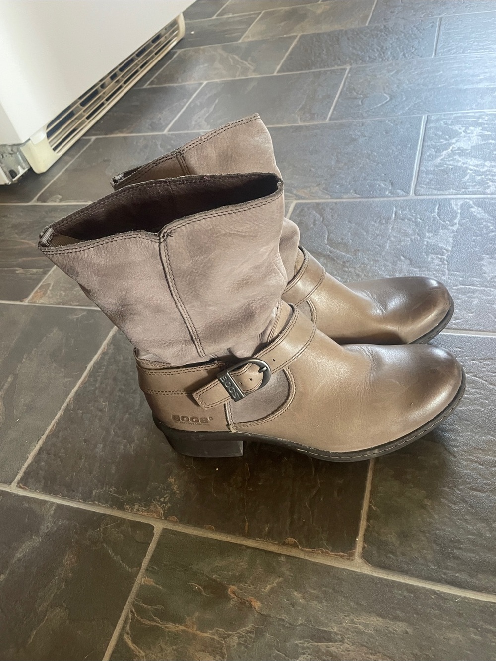 Bogs Carly Mid Waterproof Leather Boots size 7